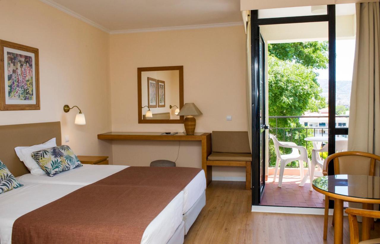 Dorisol Mimosa Studio Hotel Фуншал Екстер'єр фото