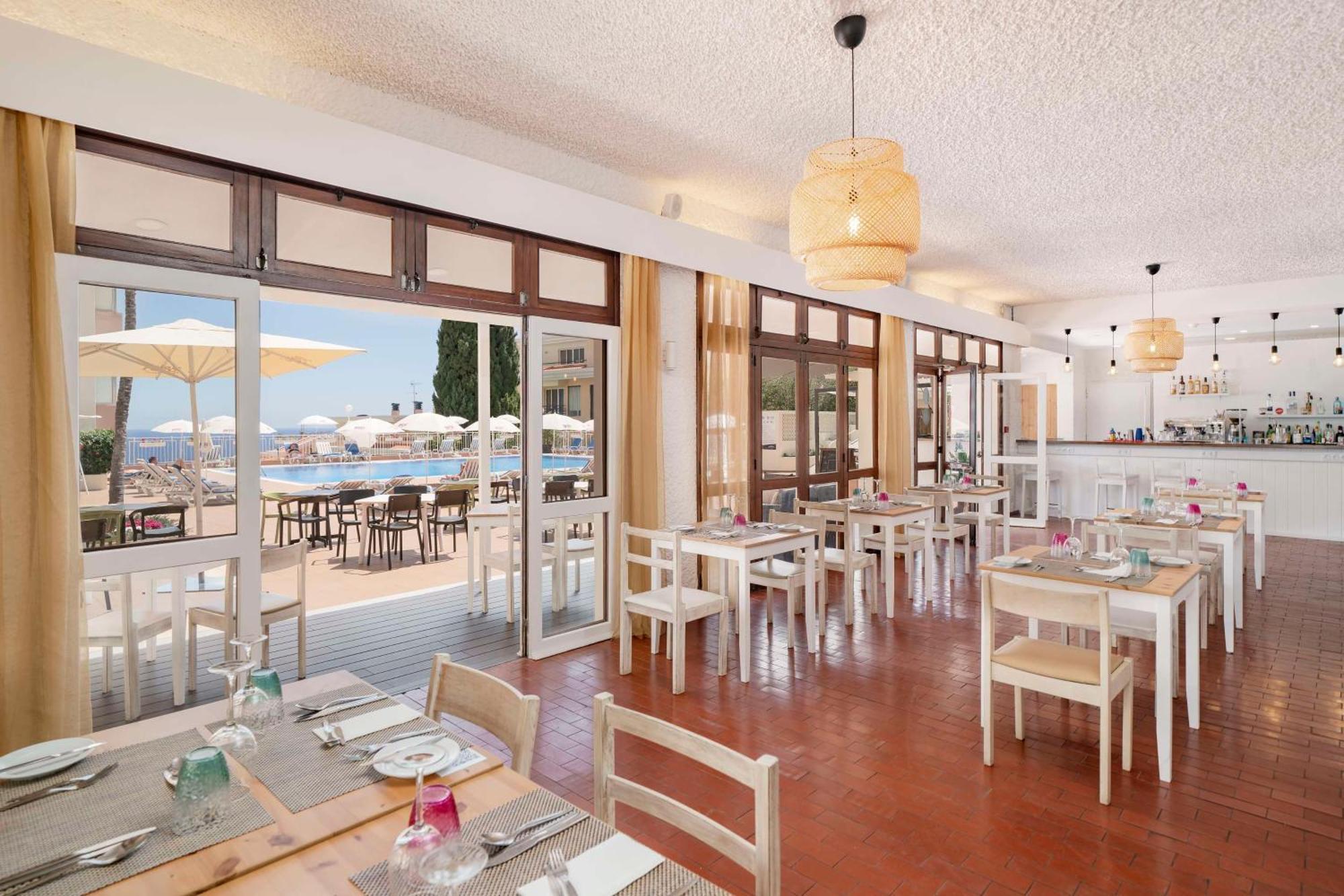 Dorisol Mimosa Studio Hotel Фуншал Екстер'єр фото